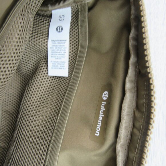 Lululemon Everywhere Belt Bag Large Artifact (2L) Travel Vacation NEW - Picture 7 of 15